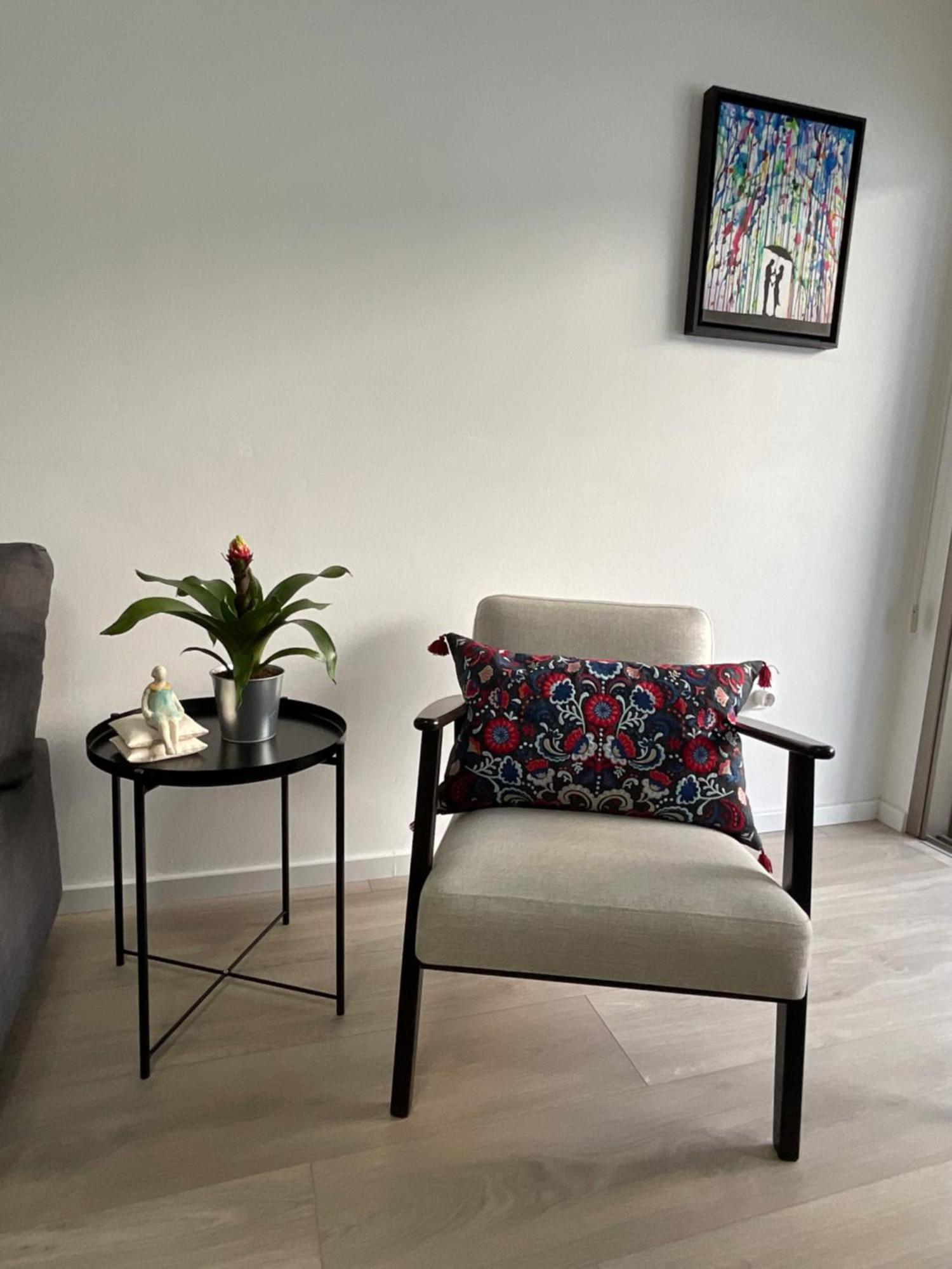 Le Voyageur Apartment Larnaca Bagian luar foto